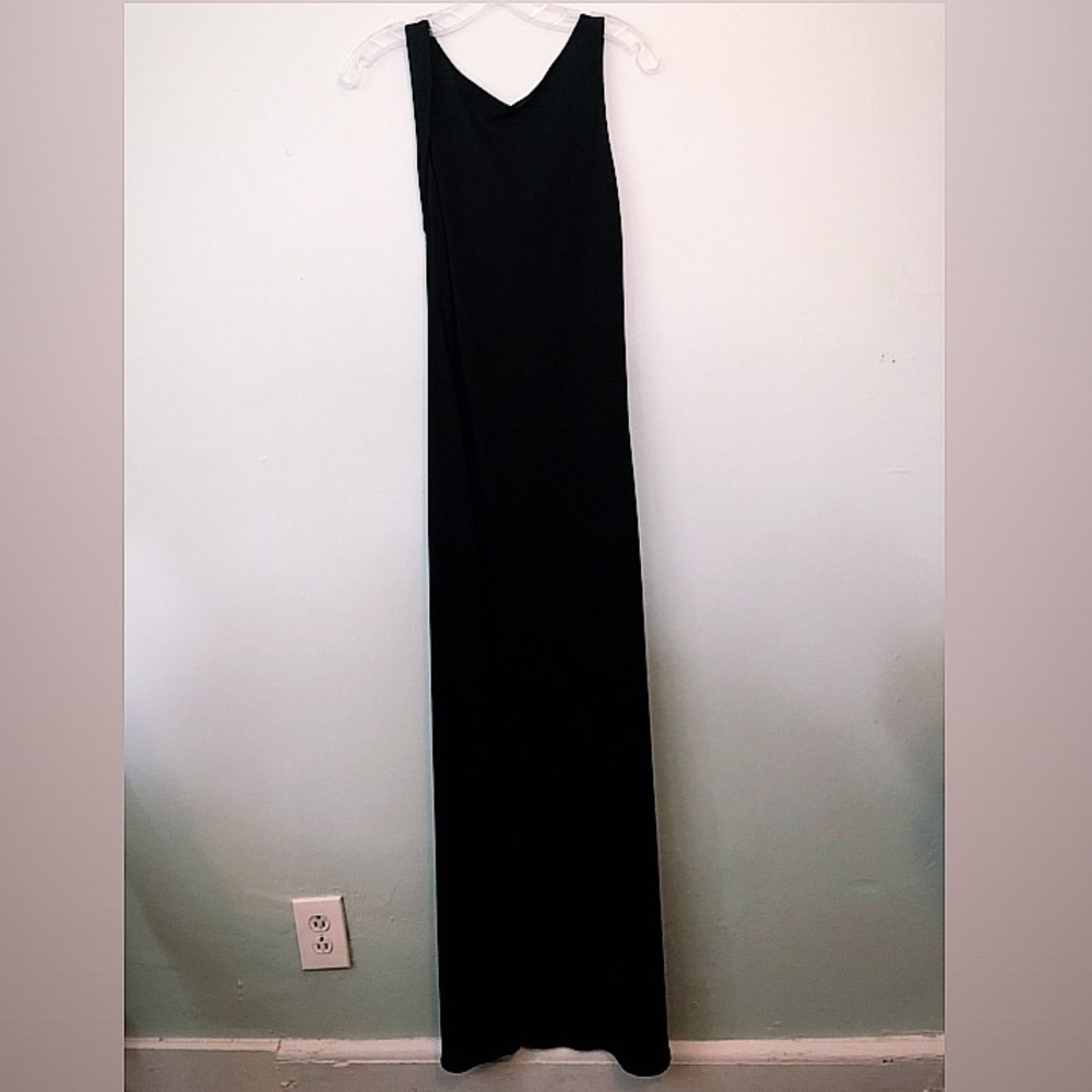 Low-Back Black Column Gown